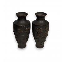 Paire de vases en bronze "Oiseaux"