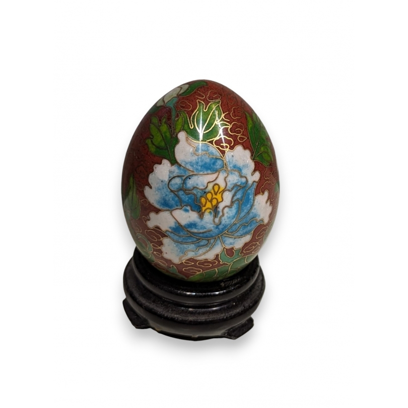 Red cloisonné egg with floral design