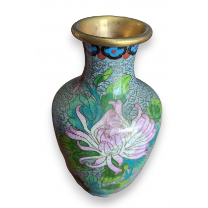 Green cloisonné vase with flowers