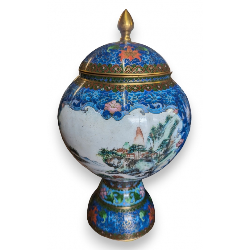 Vase cloisonné bleu à paysage