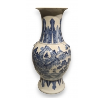 Vase en porcelaine bleu blanc décor Paysage