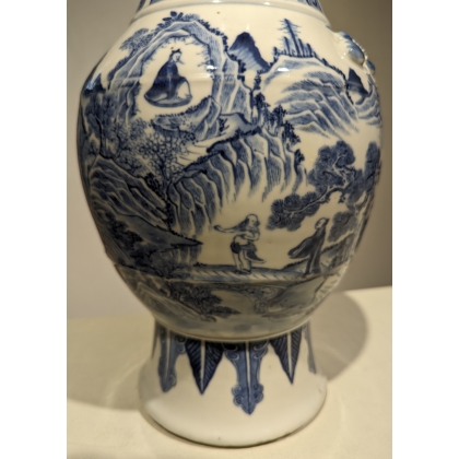 Vase en porcelaine bleu blanc décor Paysage