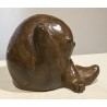 Bronze \"Blaireau en boule\" signé R.H.