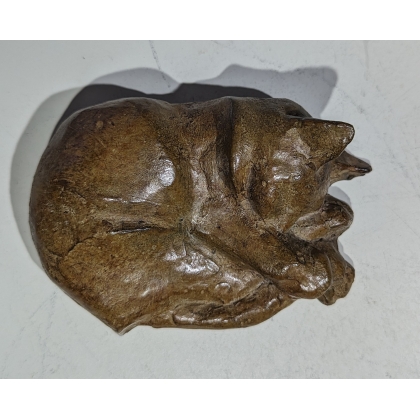 Bronze \"Renardeau endormi\" signé R. HAINARD