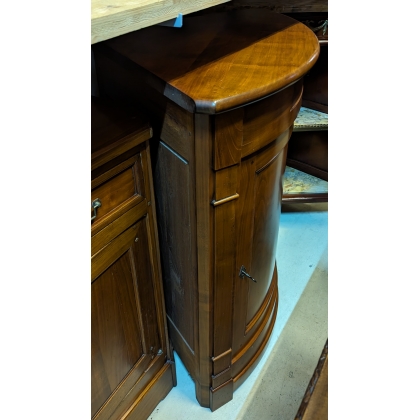 Encoignure arrondie style Directoire