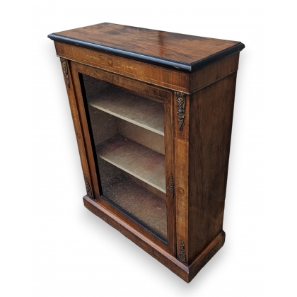 Petite vitrine Victorienne à une porte