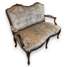 Canapé Louis XV recouvert de velours tigre