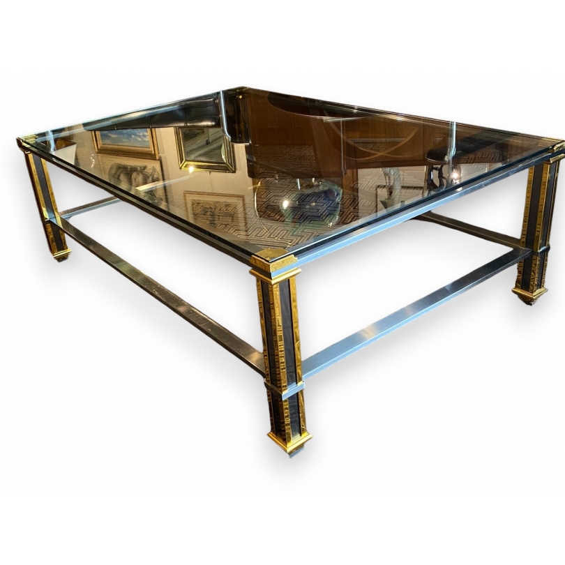 Table basse en laiton avec plateau en verre