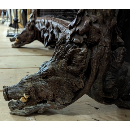Pare-feu en bois sculpté Sangliers et chêne