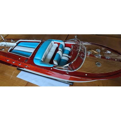 Maquette de bateau Riva Aquarama