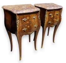 Paire de tables de chevets en bois de rose