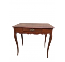 Table Louis XV bordelaise en acajou