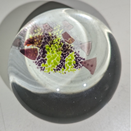 Glass fish paperweight, signed MERRI -91