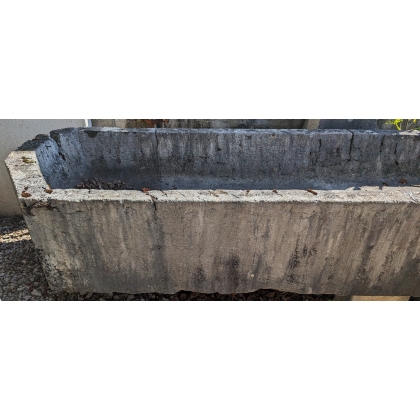 Rectangular fountain made of Jura stone from Moinat SA – Antiques and home décor