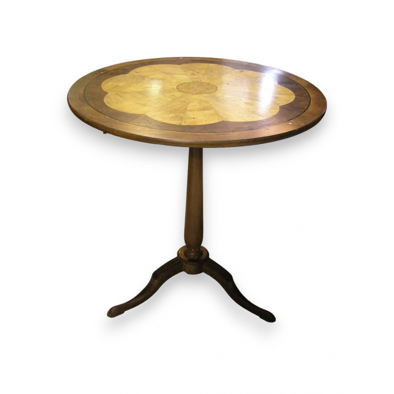 Louis XVI-style side table in cherry wood from  Moinat SA  - Antiques and home décor