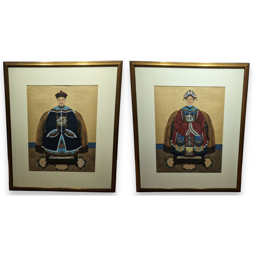 Paire de peintures sur soie \"Dignitaires\"
