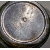 Boite ronde en métal argenté repoussé