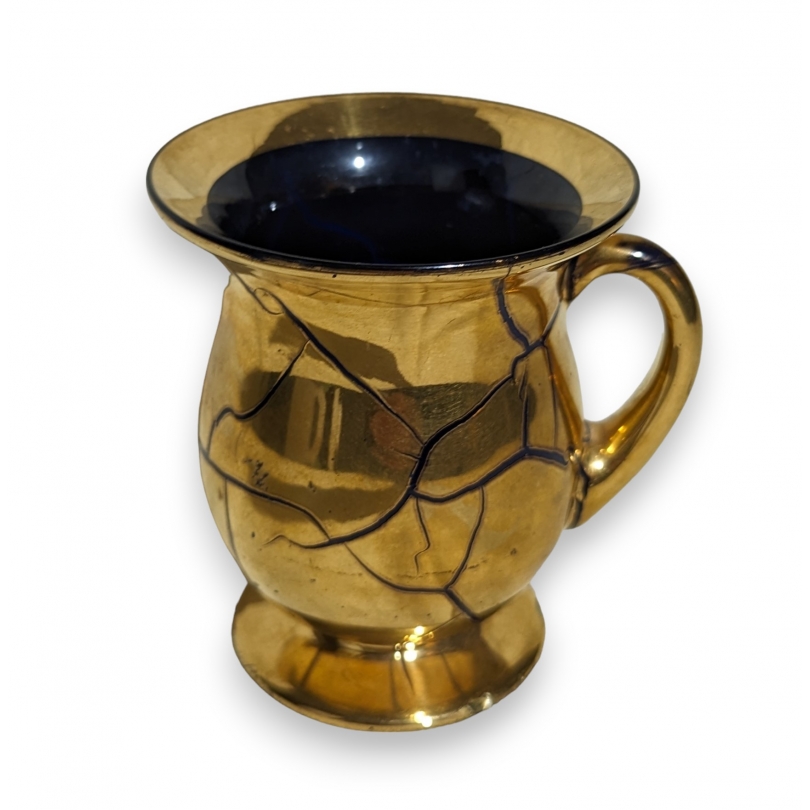 Vase avec anse en verre de Saint-Prex doré