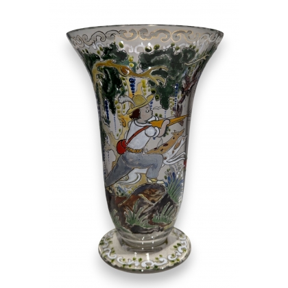 Vase en verre émaillé Chasse signé CIRERA