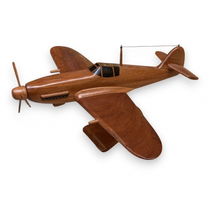 Messerschmitt BF 109 en bois sculpté