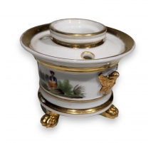 Encrier en porcelaine doré
