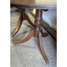 Table anglaise ovale marquetrie laiton