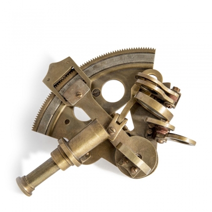 Bronze-coloured Pocket Sextant at Moinat SA – Antiques and Decor