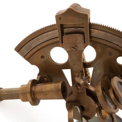 Bronze-coloured Pocket Sextant at Moinat SA – Antiques and Decor