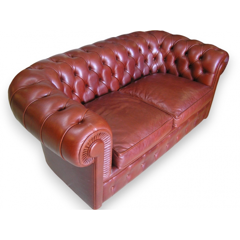 Super Elite leather Chesterfield sofa at  Moinat SA  - Antiques and home décor