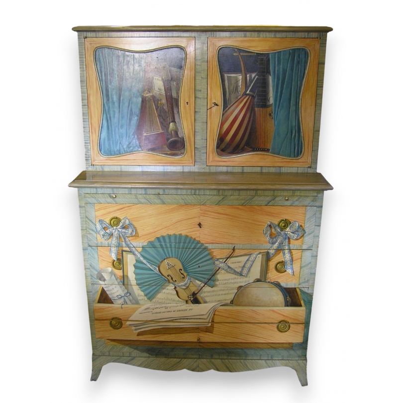  Commode-buffet peint de la maison sur  Moinat SA  - Antiquités décoration