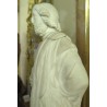  Statue en marbre blanc, tête d'époque sur  Moinat SA  - Antiquités décoration