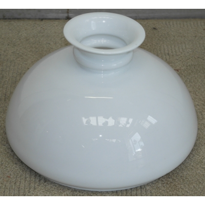 Abat-jour en opaline blanche