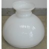 Abat-jour en opaline blanche