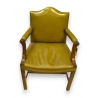 Fauteuil en acajou recouvert de cuir