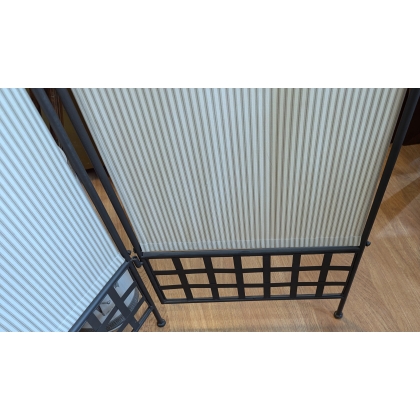 3-panel screen made of iron and fabric