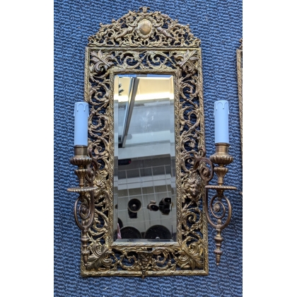 Paire d'appliques miroir en laiton ajouré
