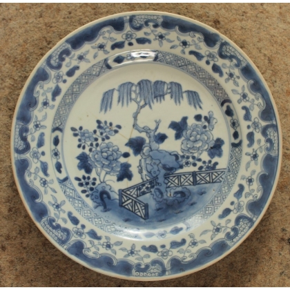Assiette en porcelaine chinoise bleu et blanc