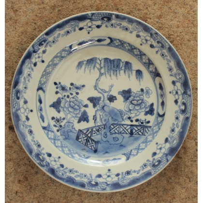 Assiette en porcelaine chinoise bleu et blanc