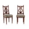 Paire de chaises à dossier lyre style Louis XVI