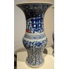 Paire de vases chinois bleu et blanc