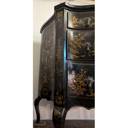 Commode anglaise à décor chinois