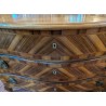 Cómoda de estilo Luis XV de Vaud con 3 cajones. En  Moinat SA  - Antigüedades y decoración