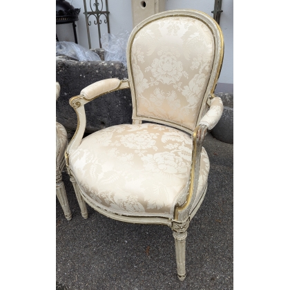Paire de fauteuils Louis XVI dossier fer à cheval