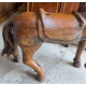 Cheval en bois sculpté verni