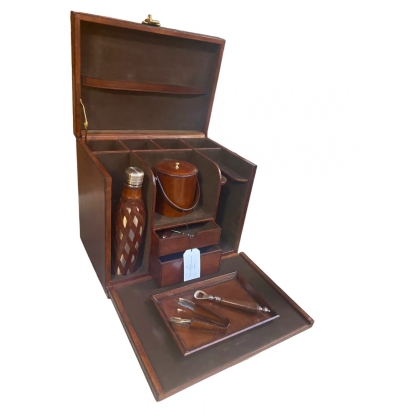 Portable cognac-coloured leather bar