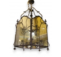 Lantern has to suspend Louis XVI style in