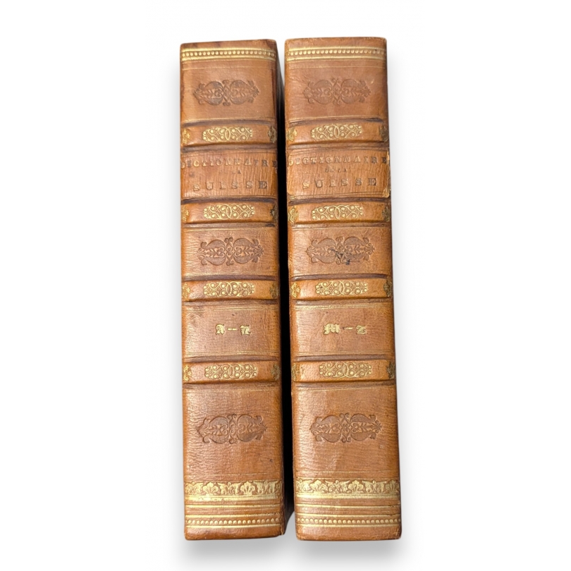 Livre \"Dictionnaire de la Suisse\" par LUTZ