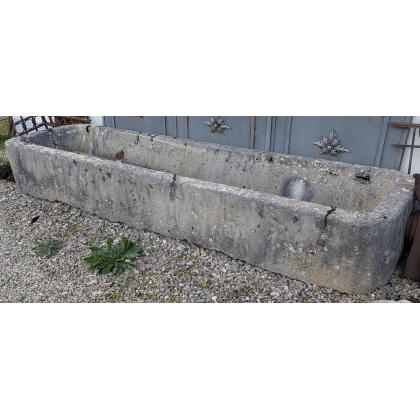 Rectangular fountain made of Jura stone from Moinat SA – Antiques and home décor