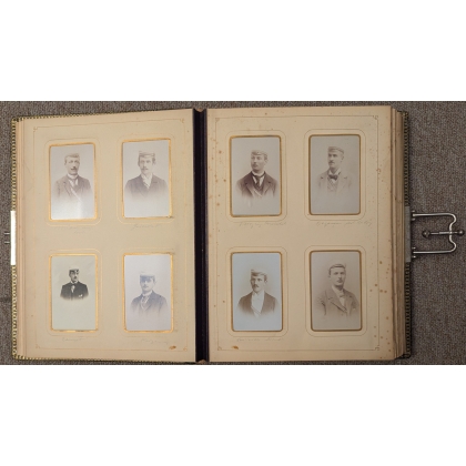 Album-photos gainé cuir 1896