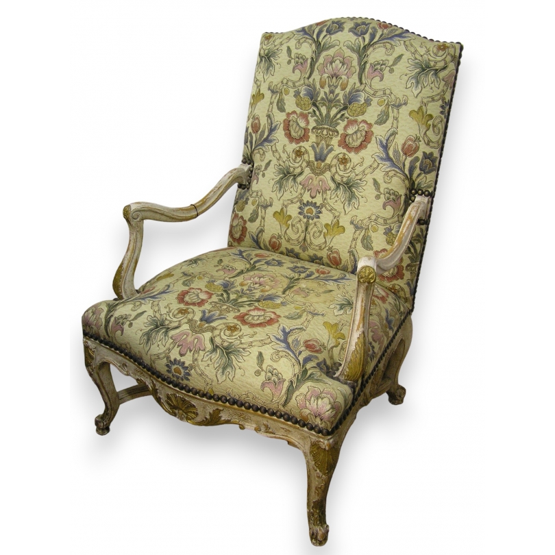 Fauteuil Régence en bois laqué et doré